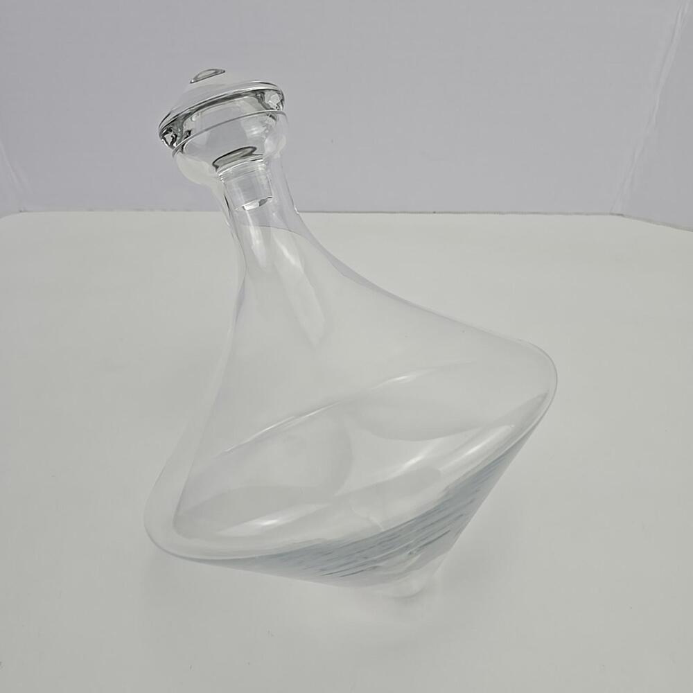 Wine Orbital Decanter with a Crystal Stopper without metal base